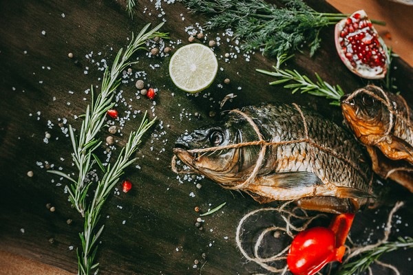 Лещ горячего копчения 