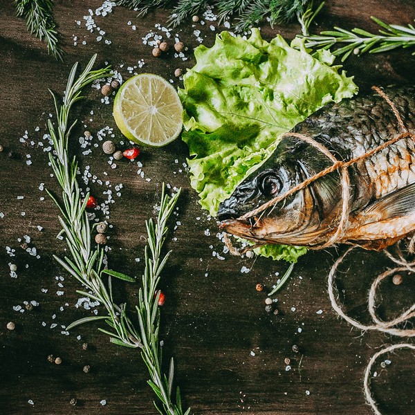 Лещ горячего копчения 