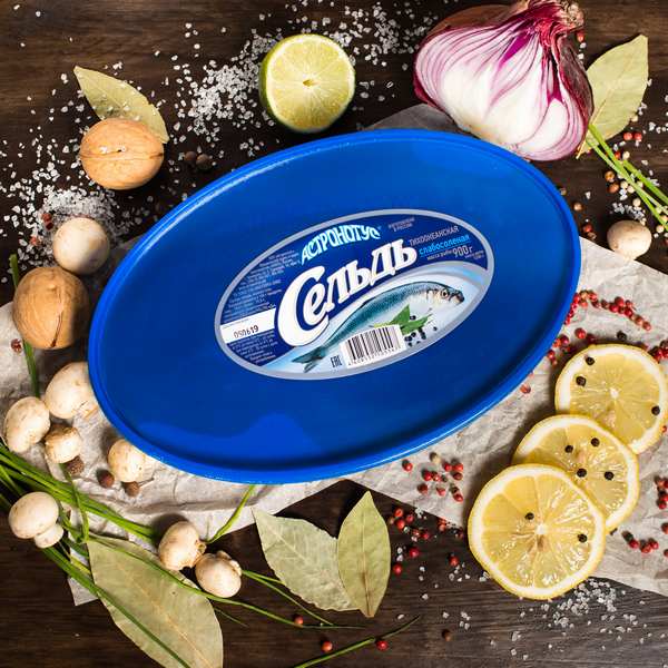 Сельдь слабосоленая 900гр