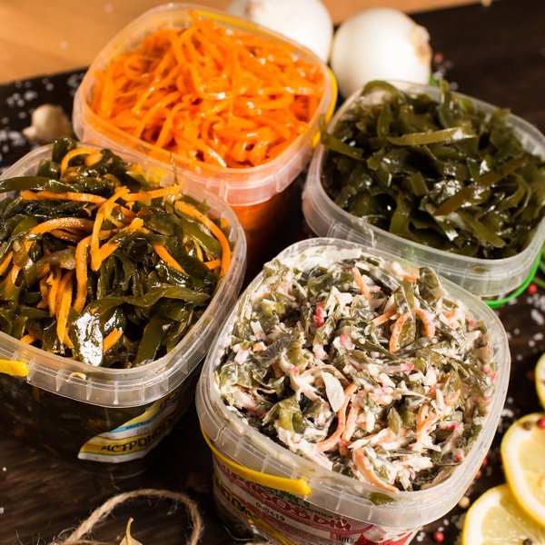 Салат из морской капусты с морковью
